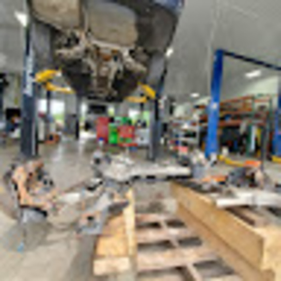 Meet your Posher, Daily Dealzz. - Picture 1 of 1